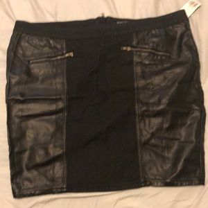 Black jeans skirt!